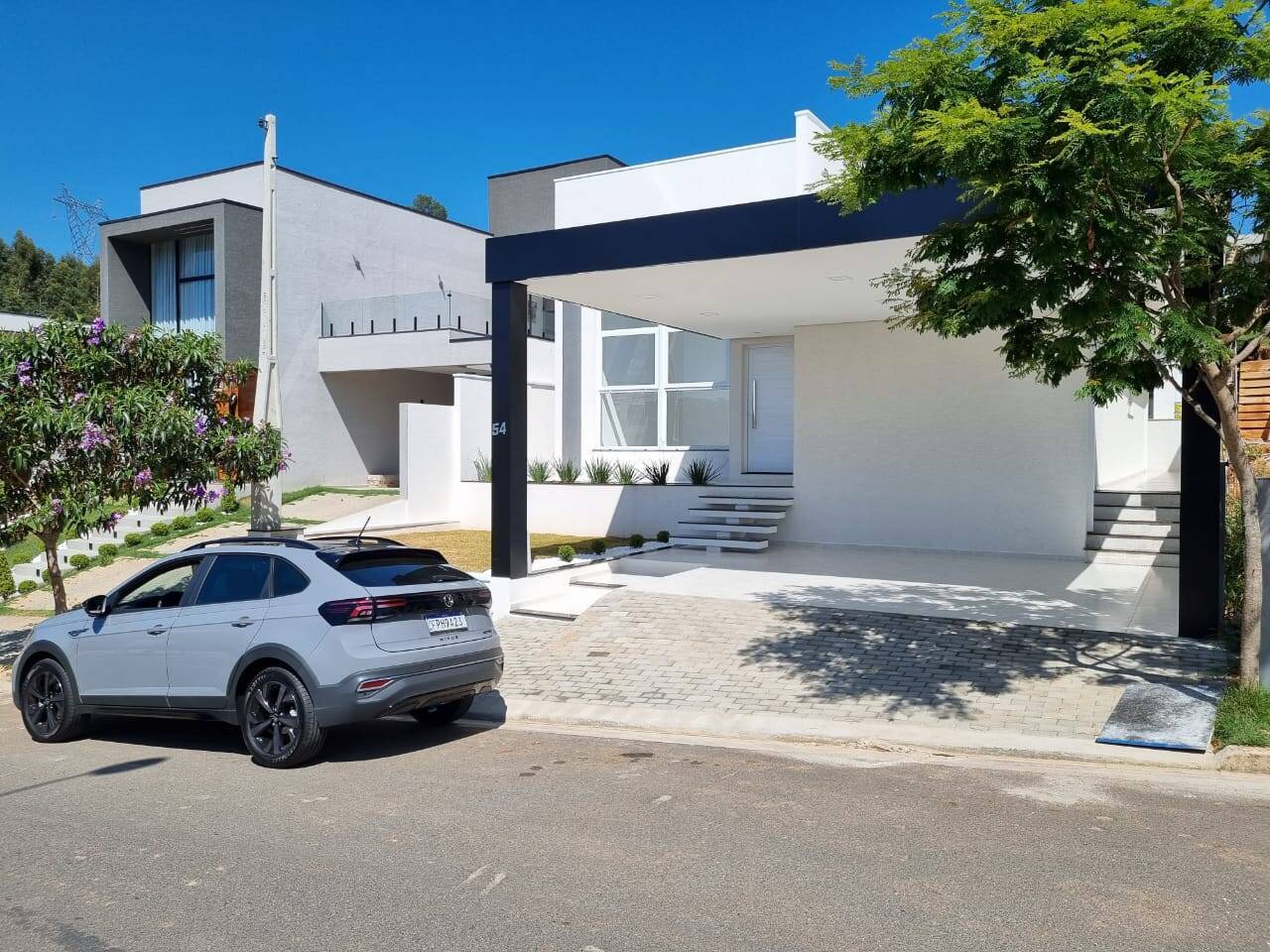 #1560 - Casa em Condomínio para Venda em Atibaia - SP