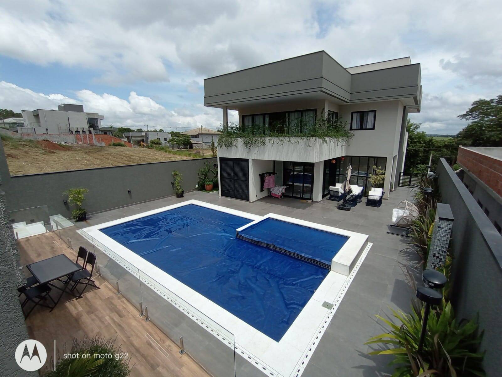 #1572 - Casa em Condomínio para Venda em Mairiporã - SP