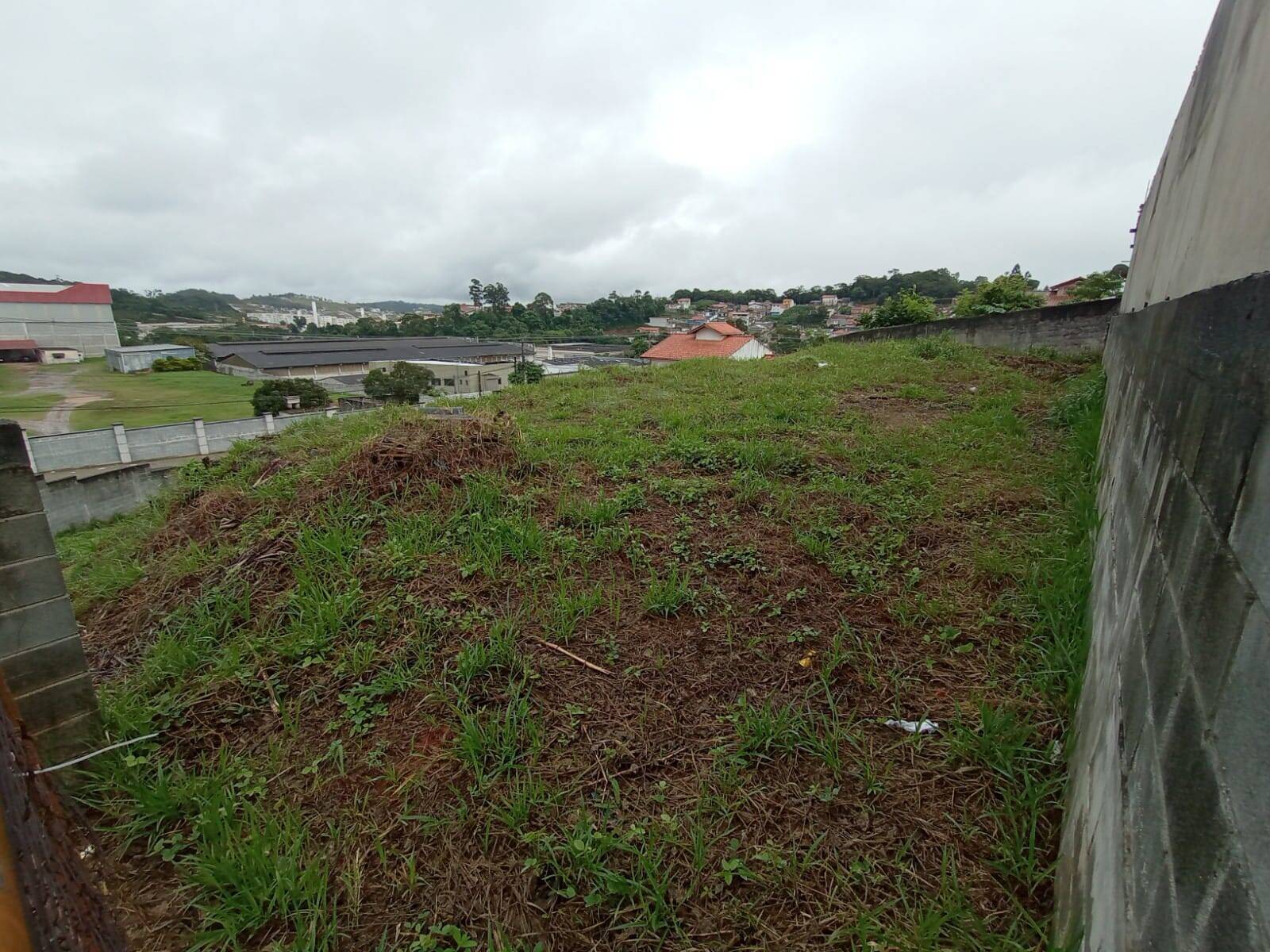 #1689 - Terreno para Venda em Mairiporã - SP
