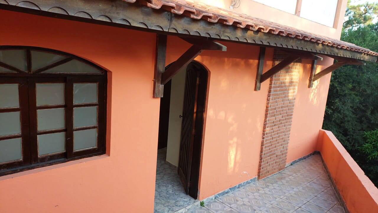 #2565 - Casa para Venda em Mairiporã - SP