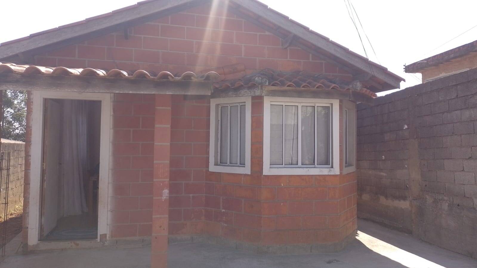 #2635 - Casa para Venda em Mairiporã - SP