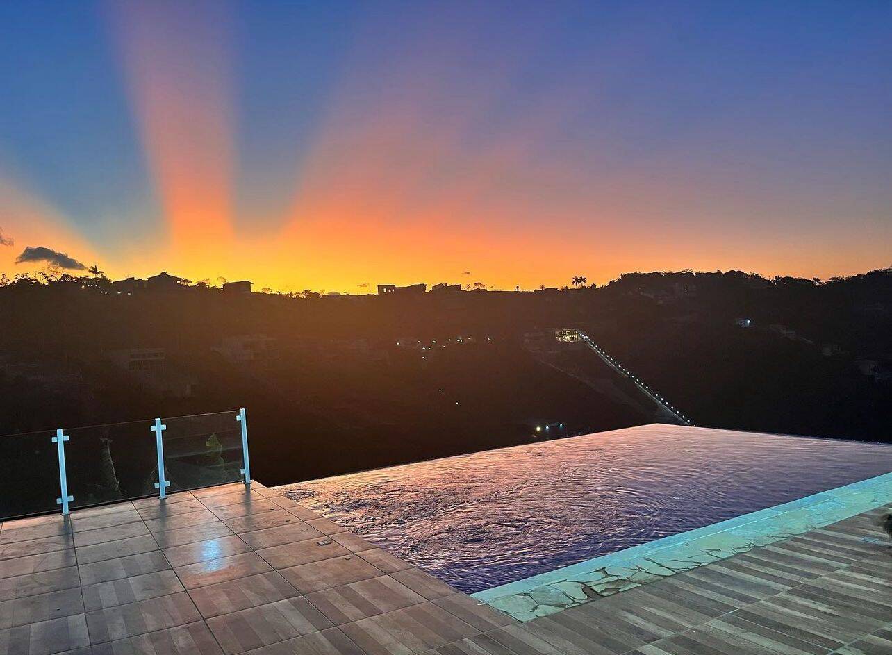 #2663 - Casa em Condomínio para Venda em Igaratá - SP