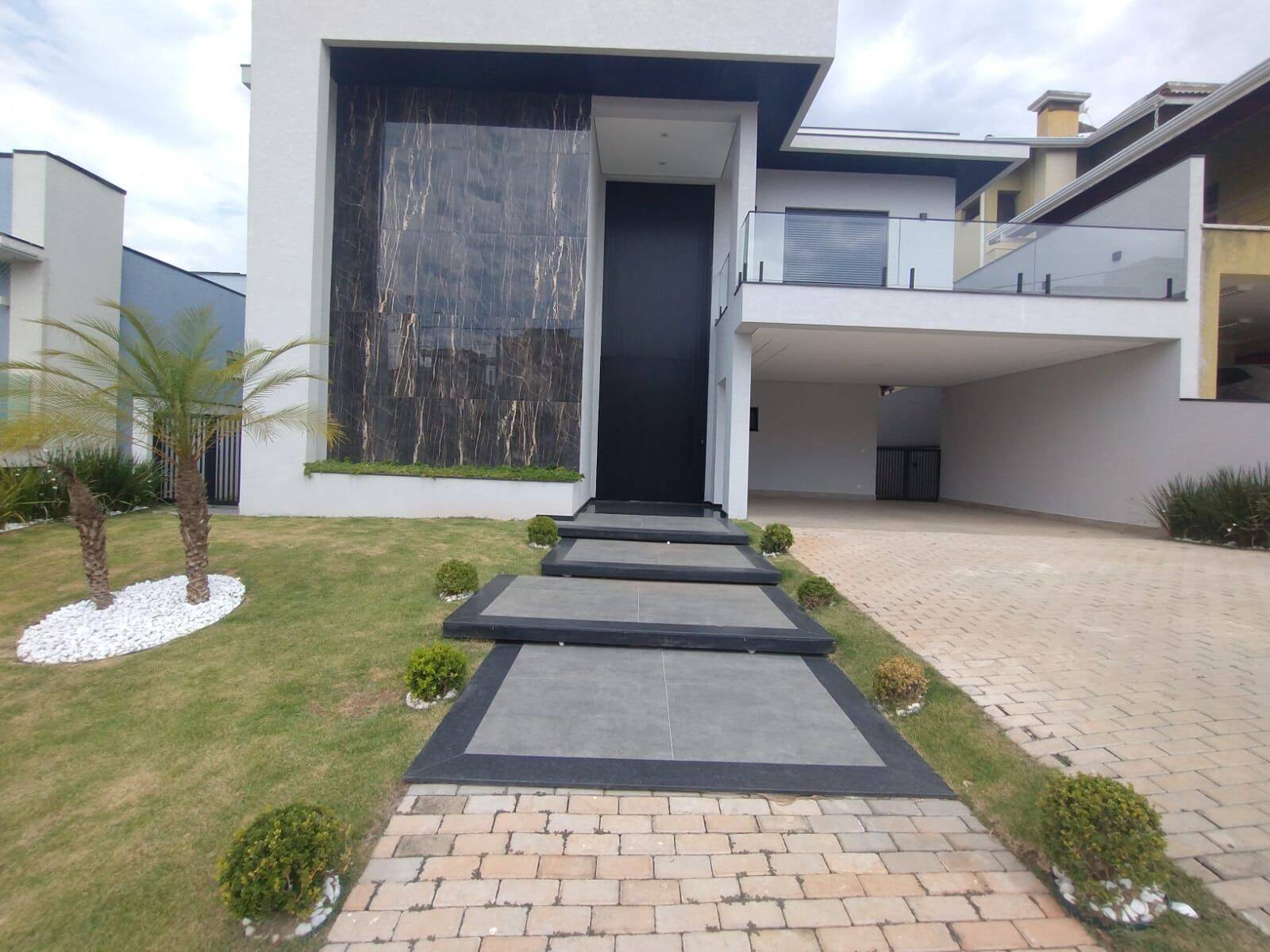 #2574 - Casa em Condomínio para Venda em Atibaia - SP