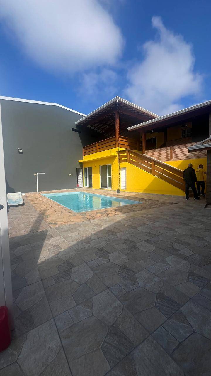 #2745 - Casa para Venda em Mairiporã - SP