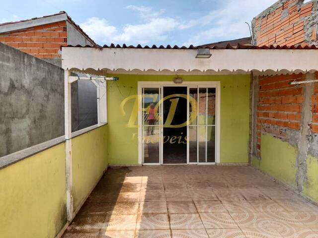 Casa para Financiamento para Venda em Mairiporã - 4
