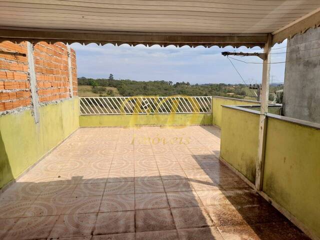 Casa para Financiamento para Venda em Mairiporã - 3