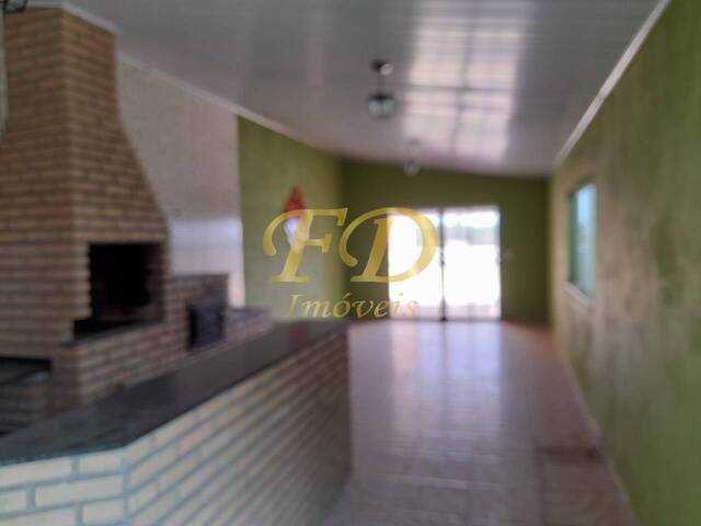 Casa para Financiamento para Venda em Mairiporã - 2