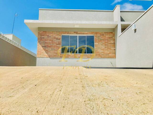 Casa para Financiamento para Venda em Atibaia - 3