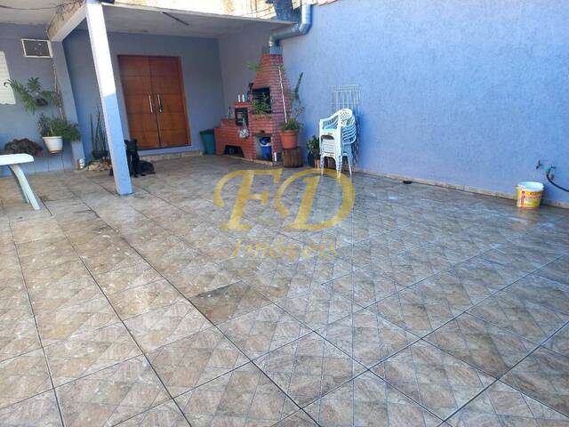 Casa para Venda em Mairiporã - 3