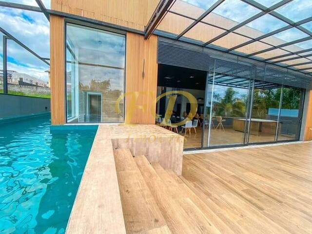 #1450 - Casa em Condomínio para Venda em Atibaia - SP