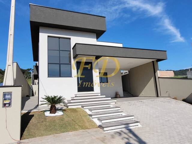 Casa em Condomínio para Venda em Atibaia - 2