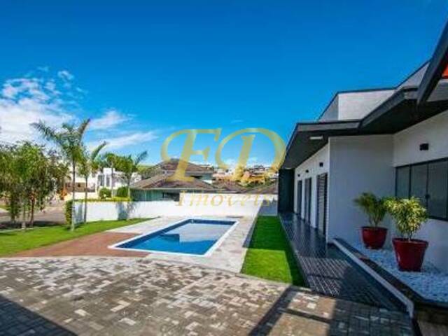 #40 - Casa em Condomínio para Venda em Atibaia - SP - 1