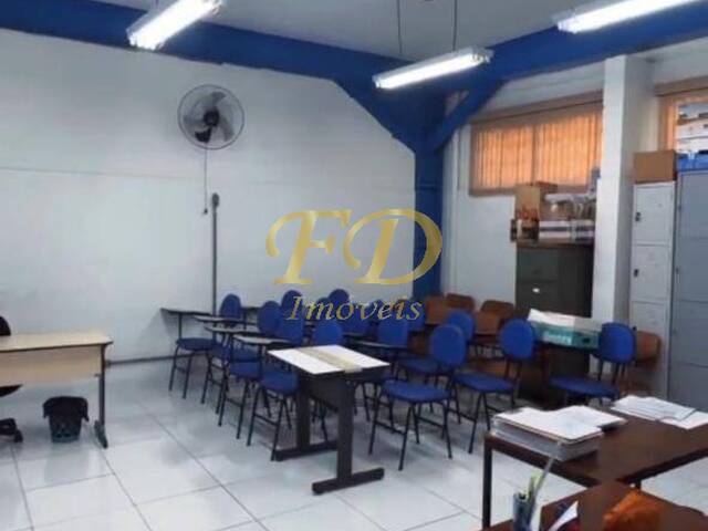 Sala para Venda em Mairiporã - 3