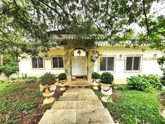 Casa para Venda em Mairiporã - 2