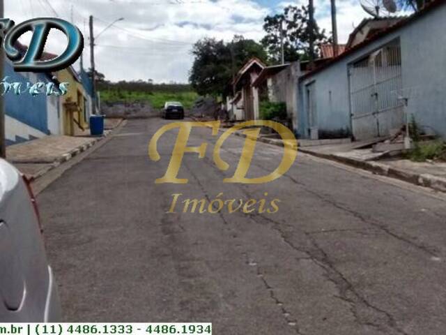 Casa para Venda em Mairiporã - 2