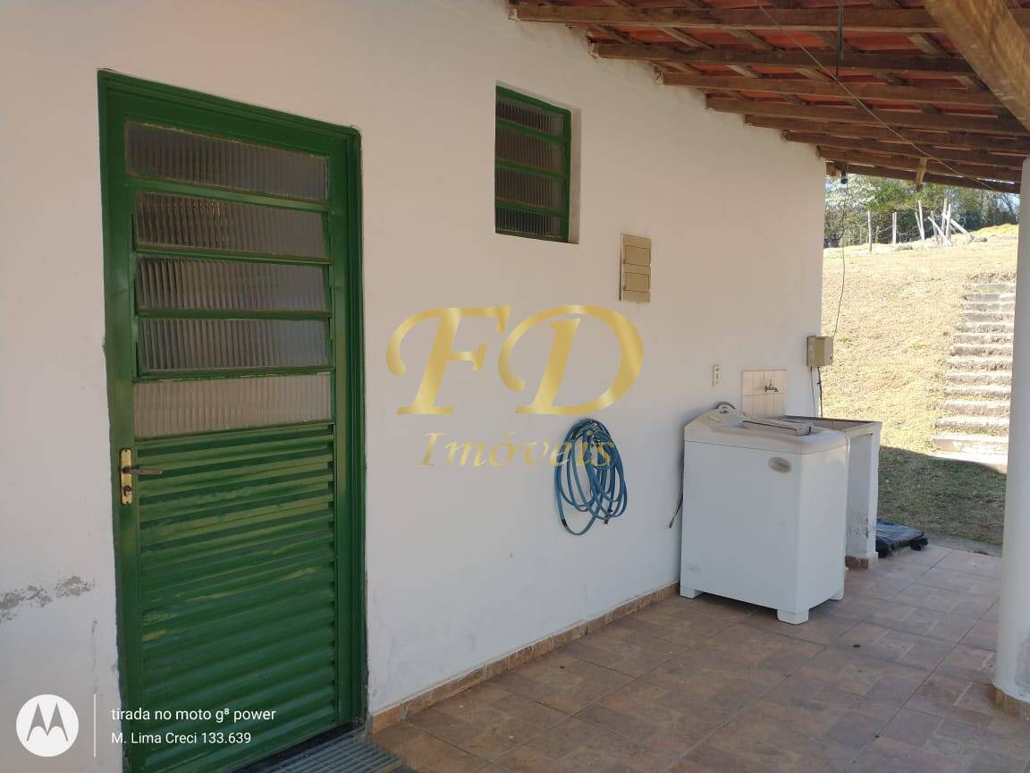 Chácara à venda com 2 quartos, 250m² - Foto 7