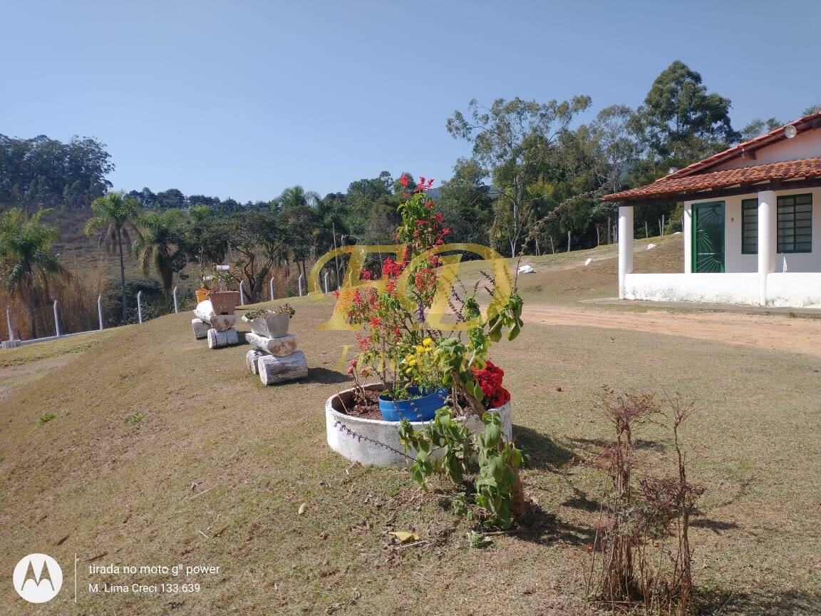 Chácara à venda com 2 quartos, 250m² - Foto 16