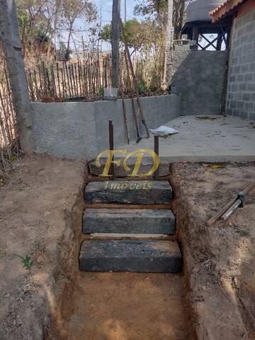 Chácara à venda com 3 quartos, 300m² - Foto 9