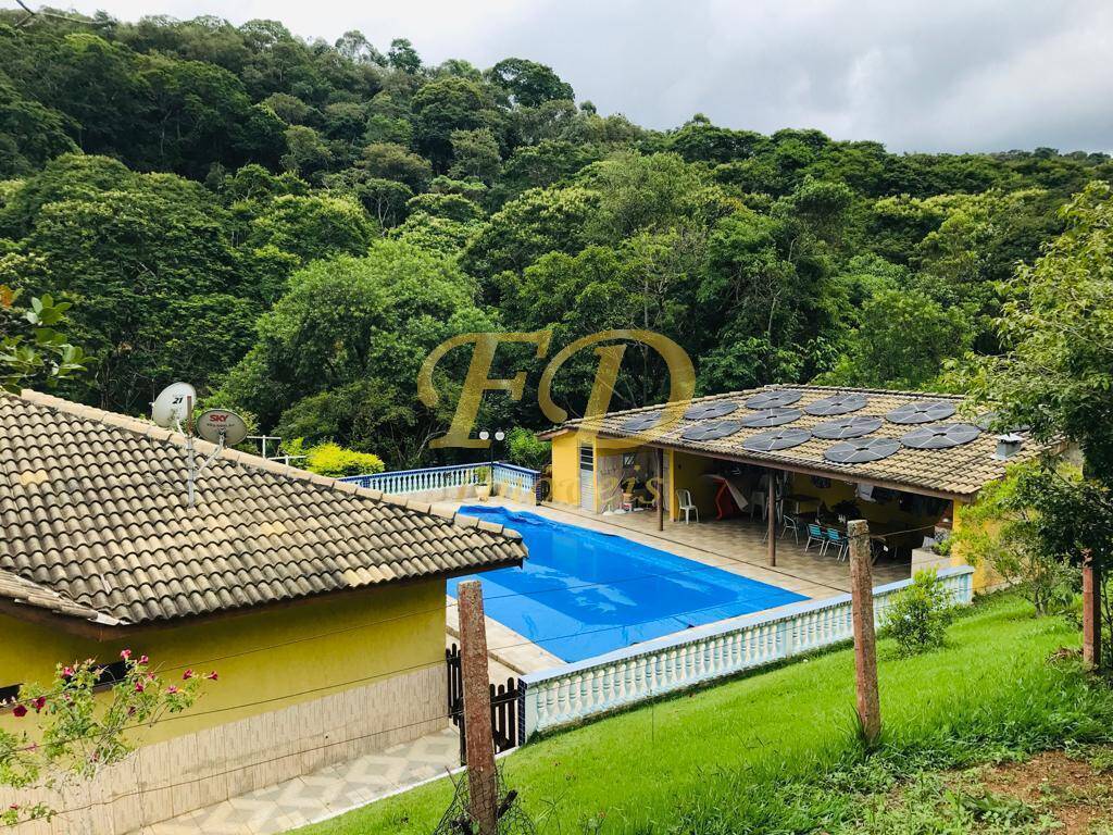 Sítio à venda com 4 quartos, 470m² - Foto 1