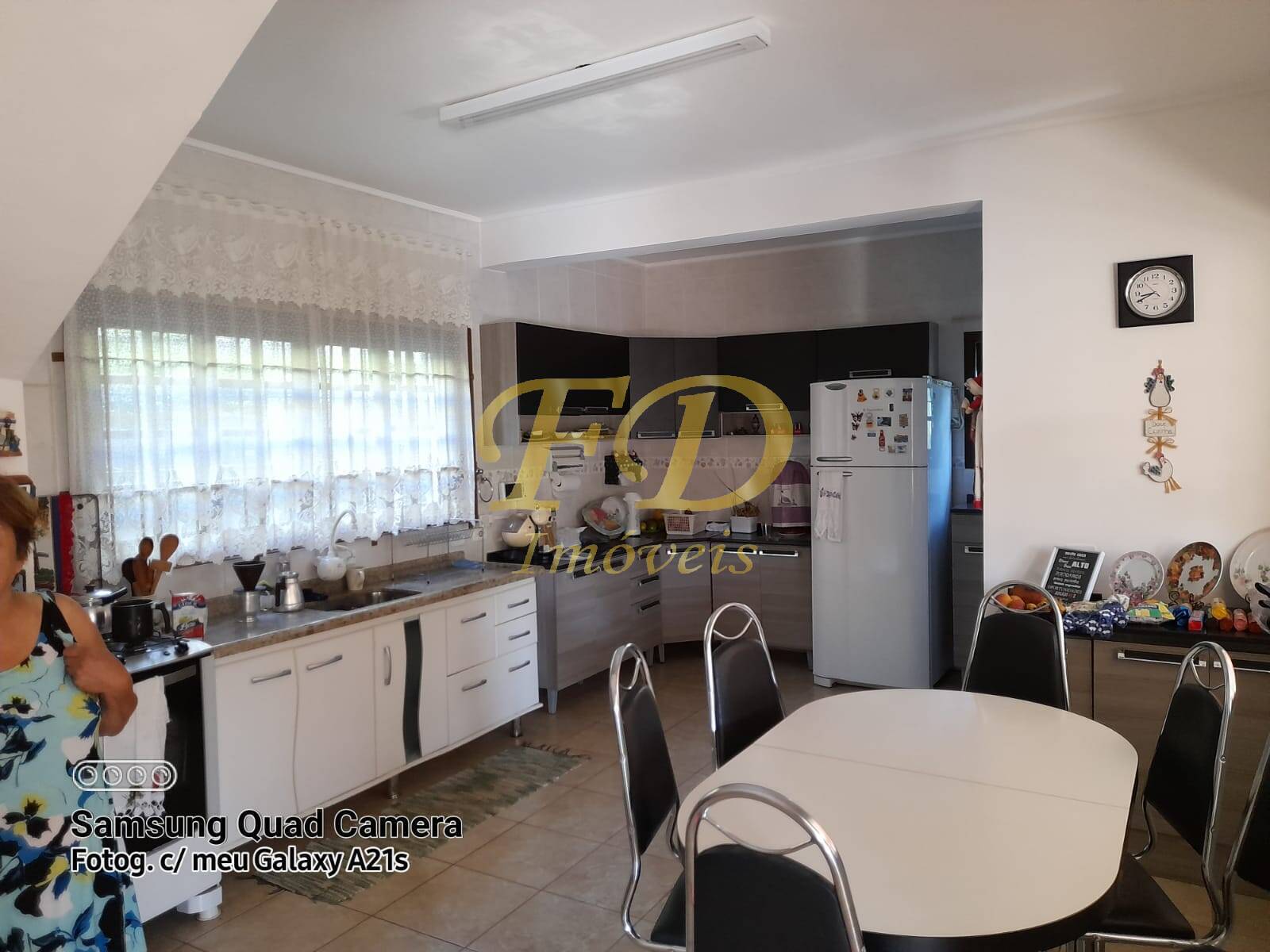 Chácara à venda com 5 quartos, 300m² - Foto 24