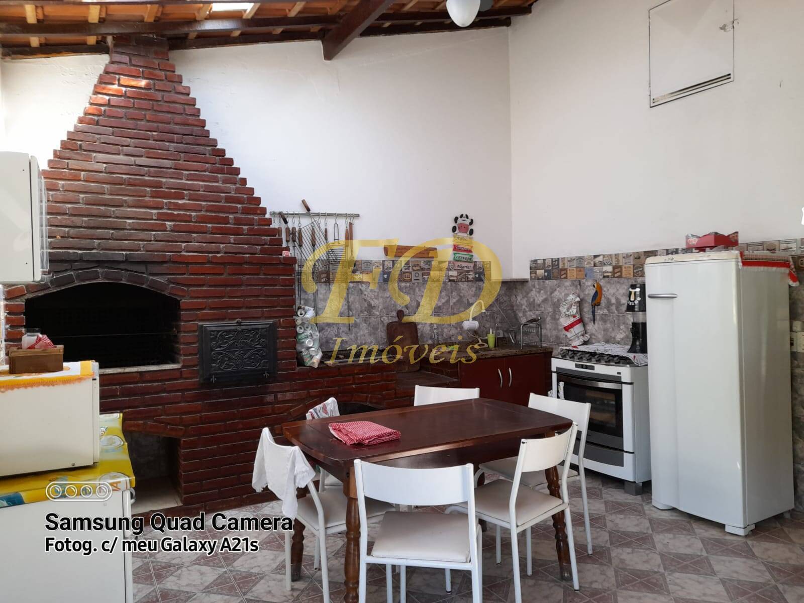 Chácara à venda com 5 quartos, 300m² - Foto 29