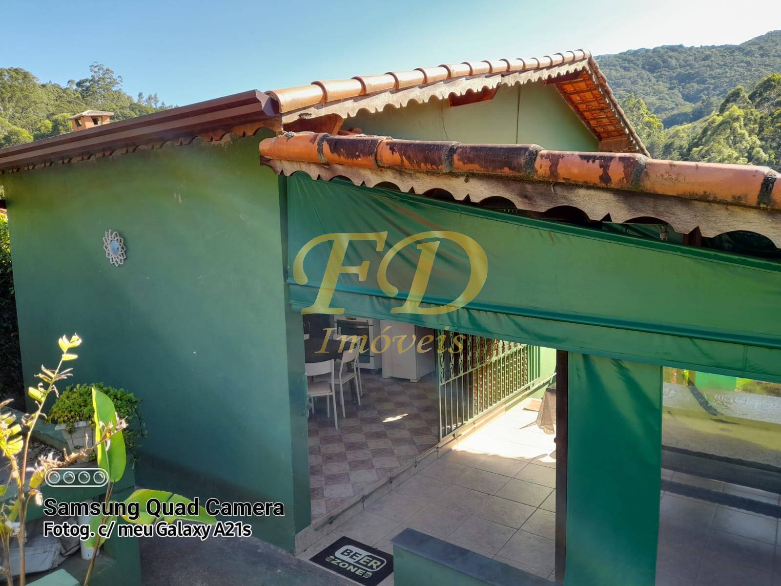 Chácara à venda com 5 quartos, 300m² - Foto 33