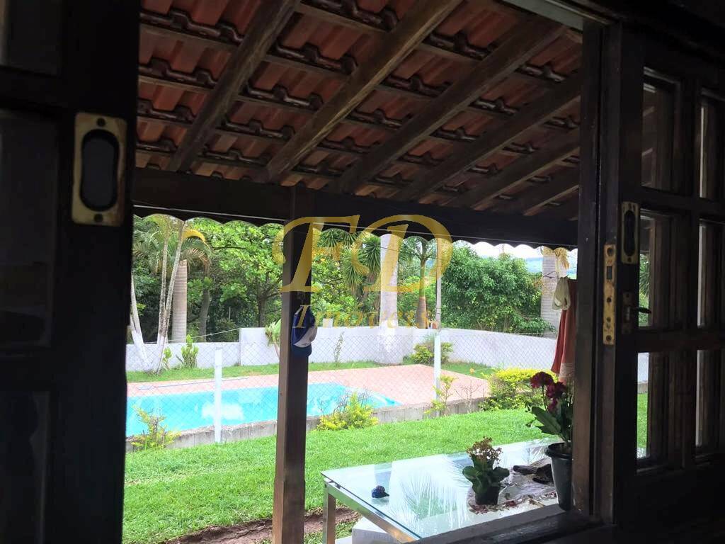 Chácara à venda com 3 quartos, 200m² - Foto 7