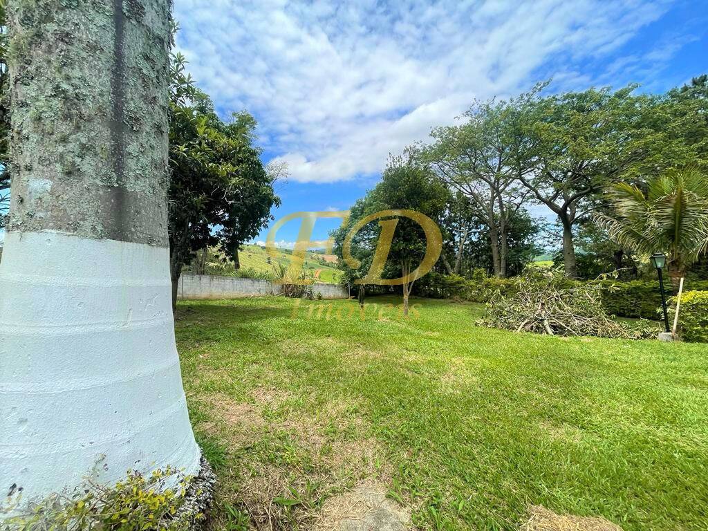 Chácara à venda com 3 quartos, 200m² - Foto 24