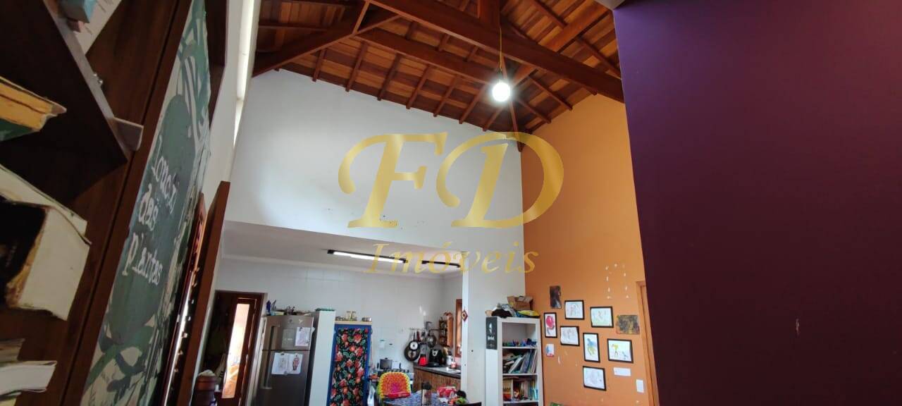 Chácara à venda com 4 quartos, 1000m² - Foto 9