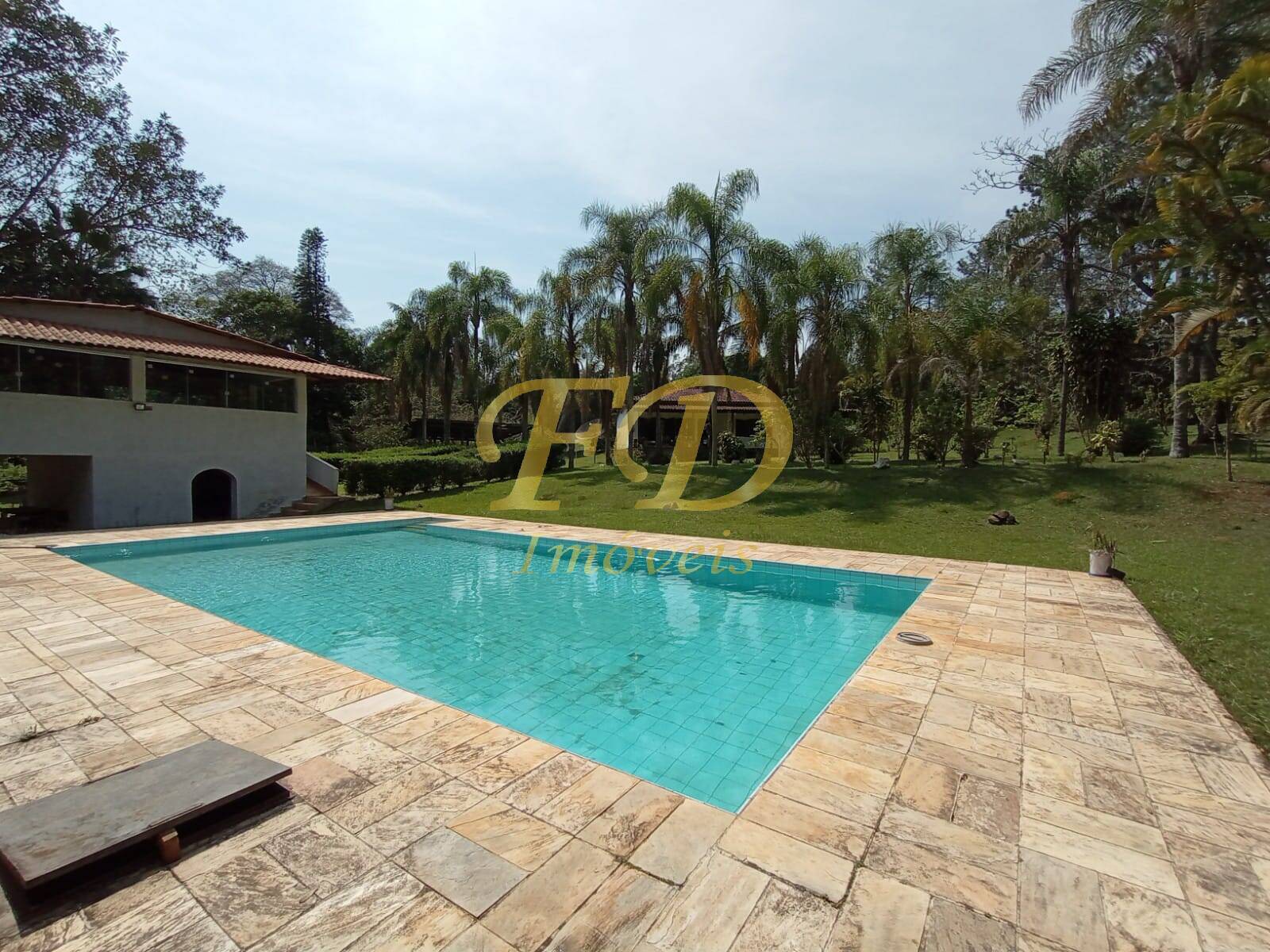 Chácara à venda com 2 quartos, 1000m² - Foto 3