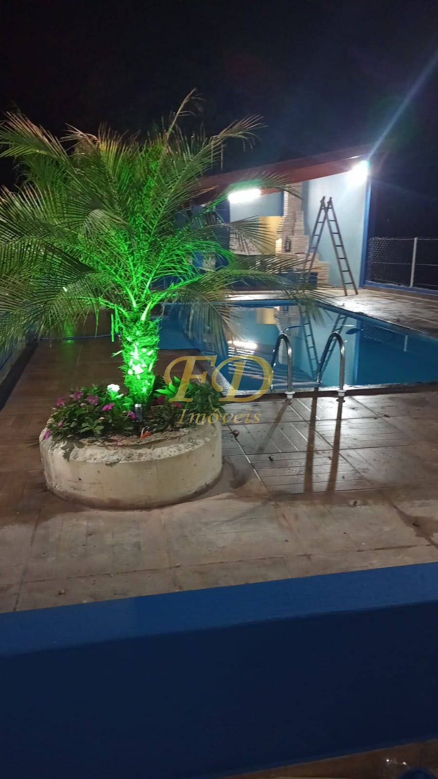 Chácara à venda com 3 quartos, 300m² - Foto 6
