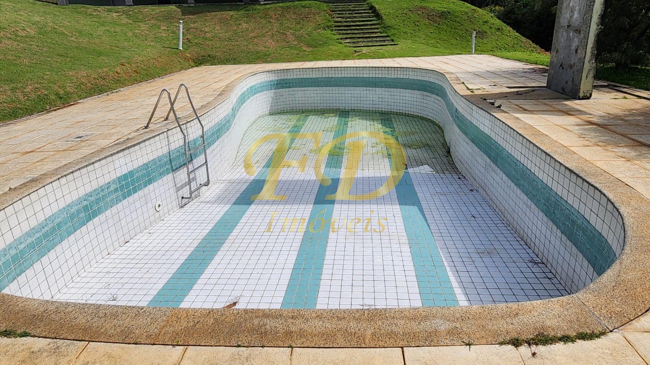 Chácara à venda com 7 quartos, 900m² - Foto 6
