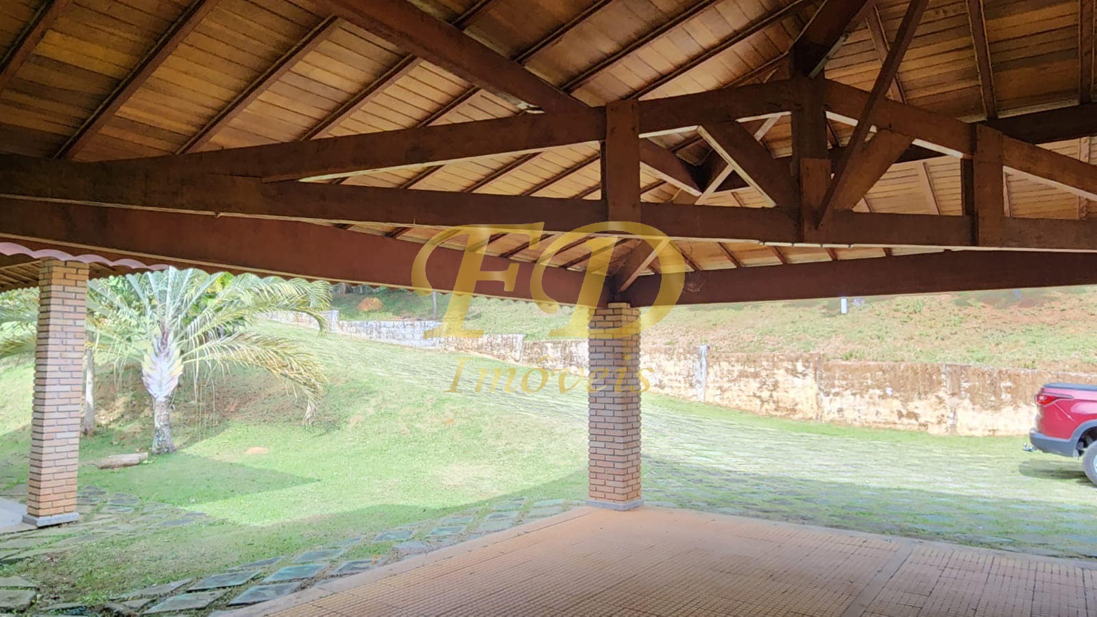 Chácara à venda com 7 quartos, 900m² - Foto 24