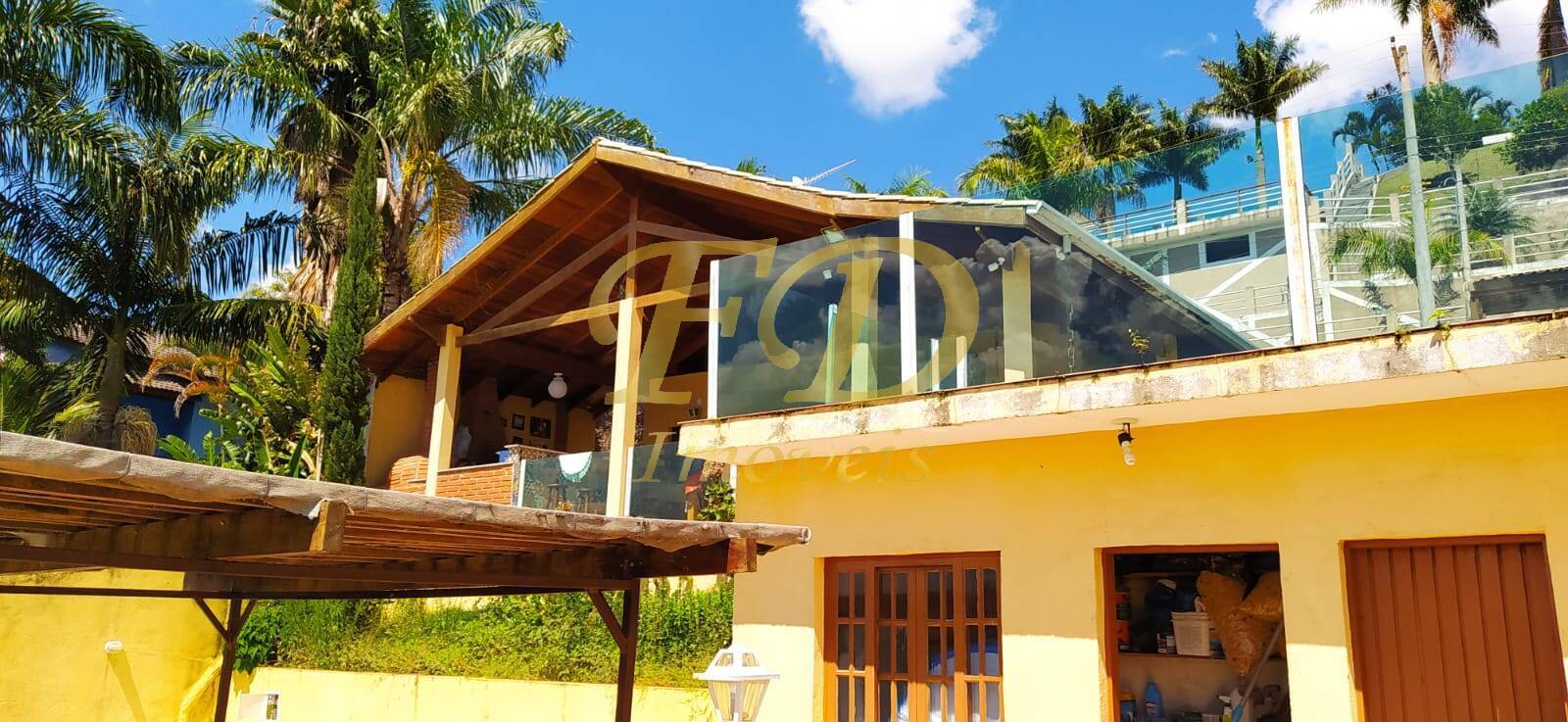 Chácara, 4 quartos, 1890 m² - Foto 1