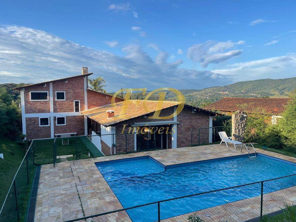 Chácara, 4 quartos, 1665 m² - Foto 1