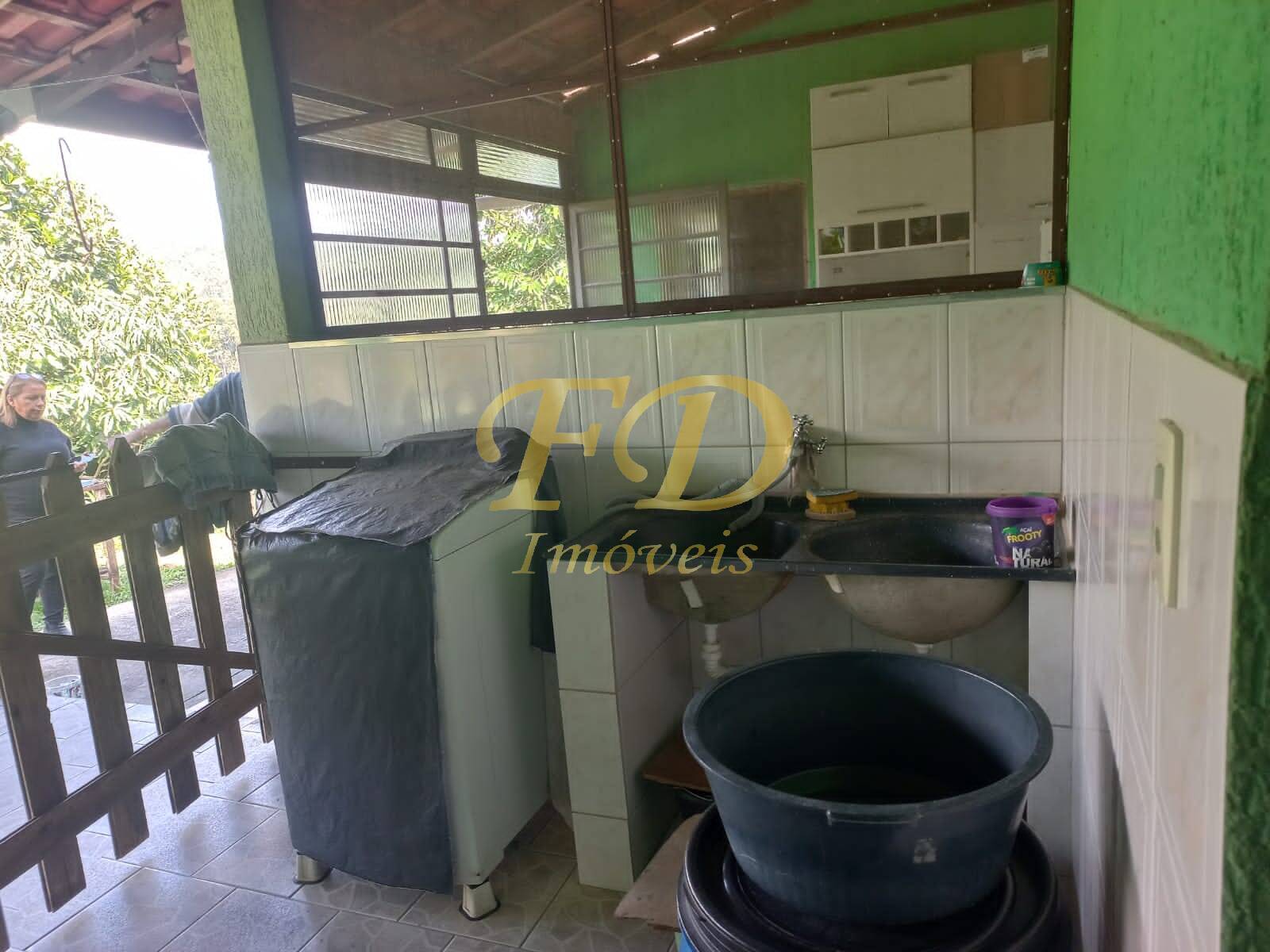 Chácara à venda com 3 quartos, 140m² - Foto 14