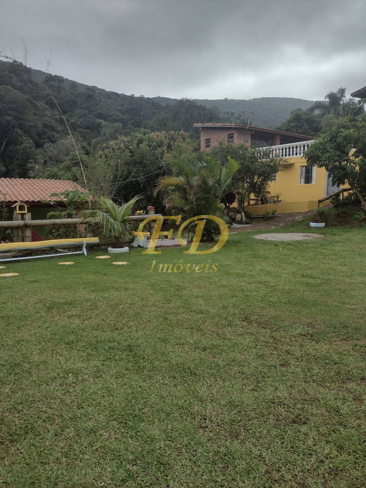 Chácara, 3 quartos, 4000 m² - Foto 2