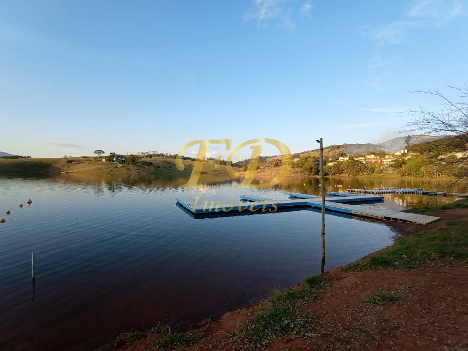 Chácara à venda com 4 quartos, 380m² - Foto 50