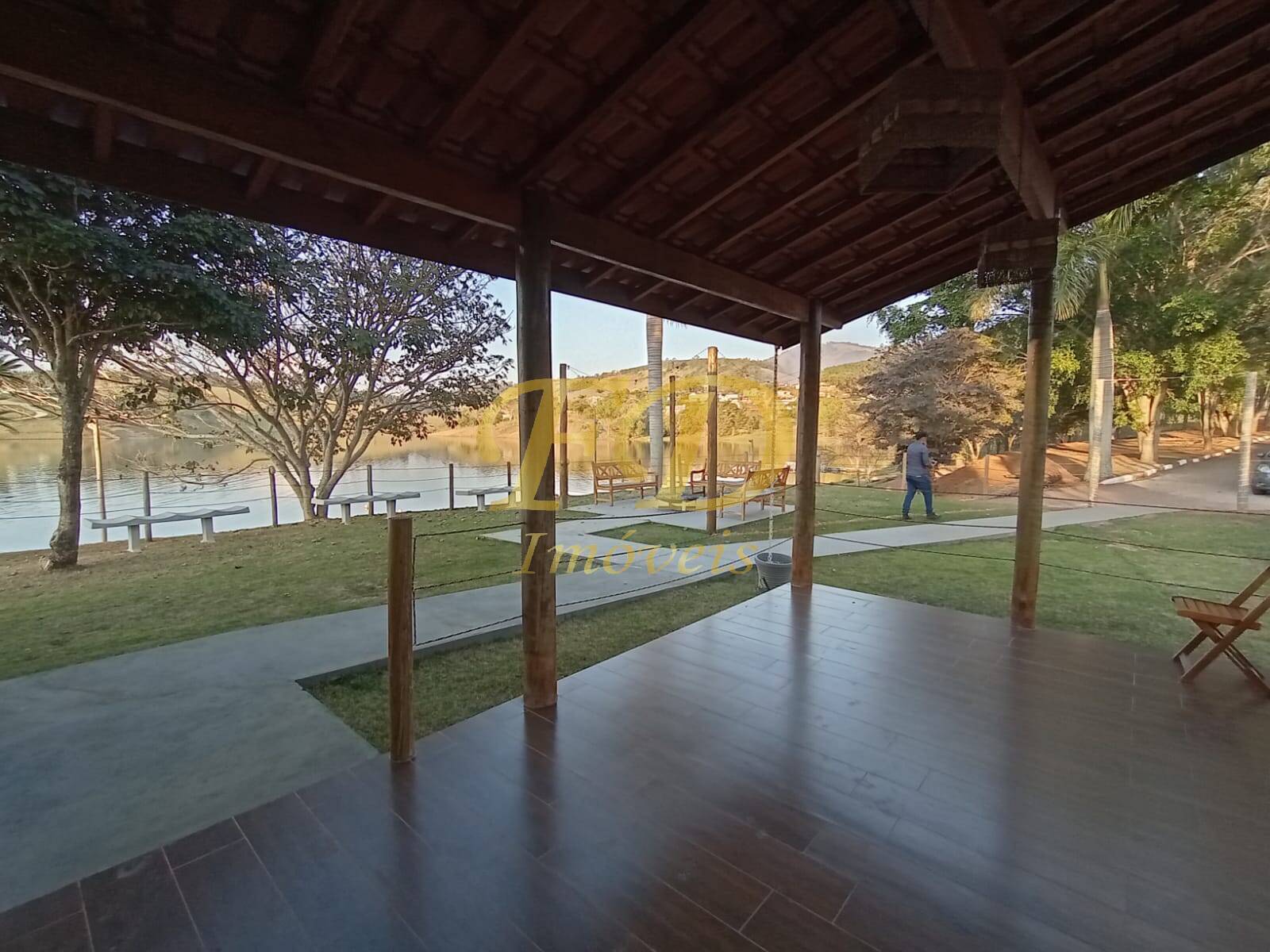 Chácara à venda com 4 quartos, 380m² - Foto 51