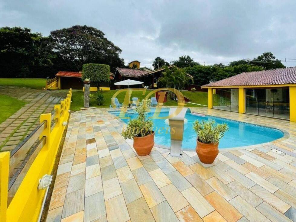 Chácara, 3 quartos, 1285 m² - Foto 2