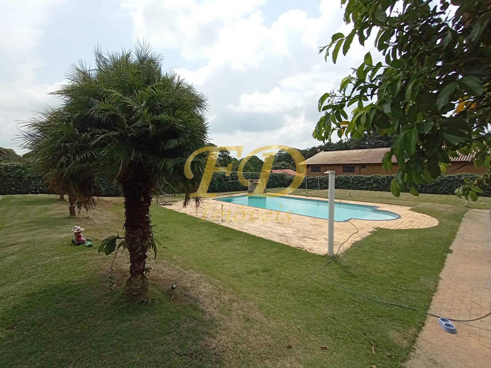 Chácara à venda com 3 quartos, 240m² - Foto 16