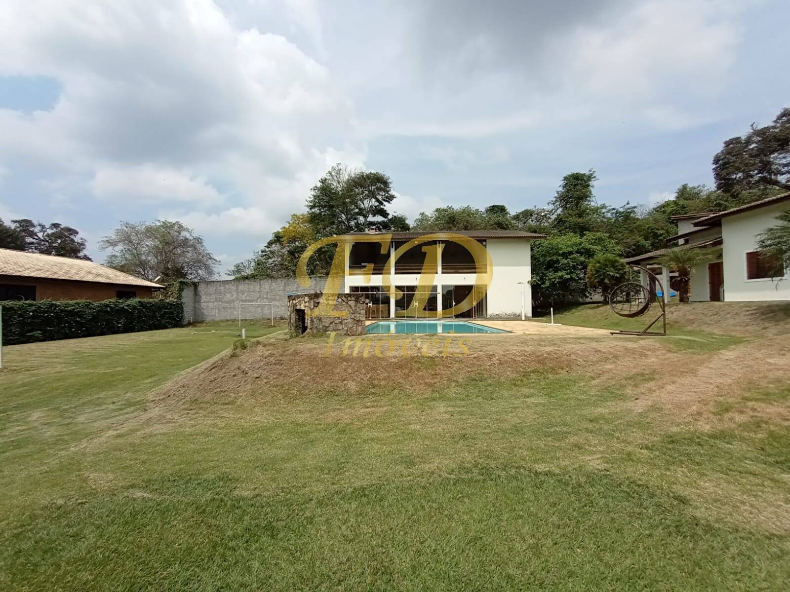 Chácara à venda com 3 quartos, 240m² - Foto 33