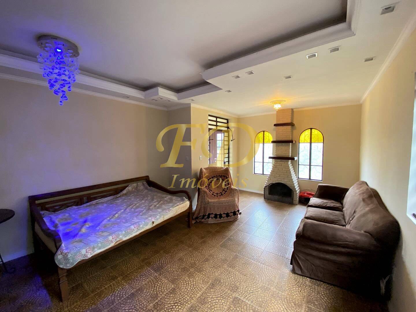 Chácara, 3 quartos, 1150 m² - Foto 2