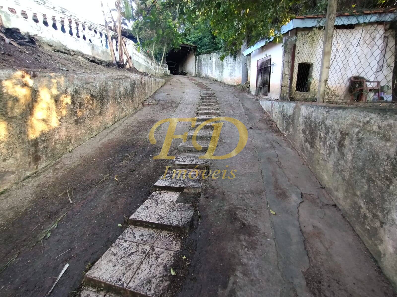 Chácara à venda e aluguel com 3 quartos, 160m² - Foto 28