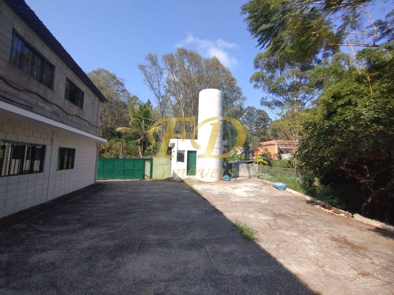 Depósito-Galpão, 2500 m² - Foto 1