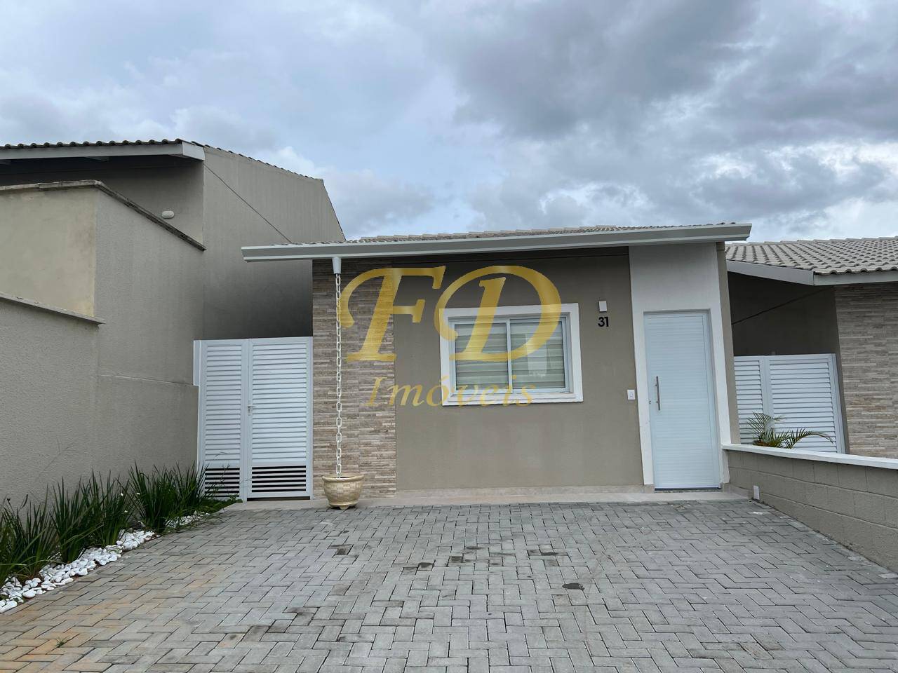 Casa, 2 quartos, 64 m² - Foto 1