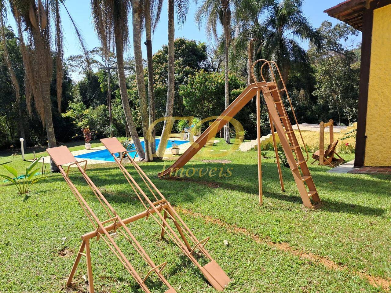Chácara à venda com 3 quartos, 900m² - Foto 4