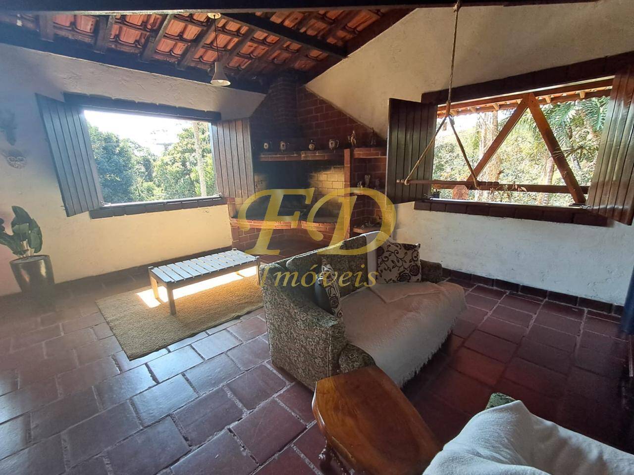 Chácara à venda com 3 quartos, 900m² - Foto 10