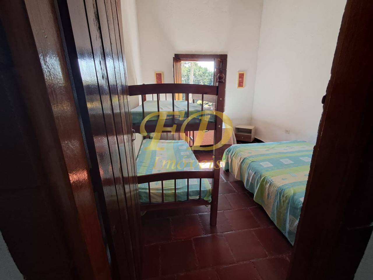 Chácara à venda com 3 quartos, 900m² - Foto 22