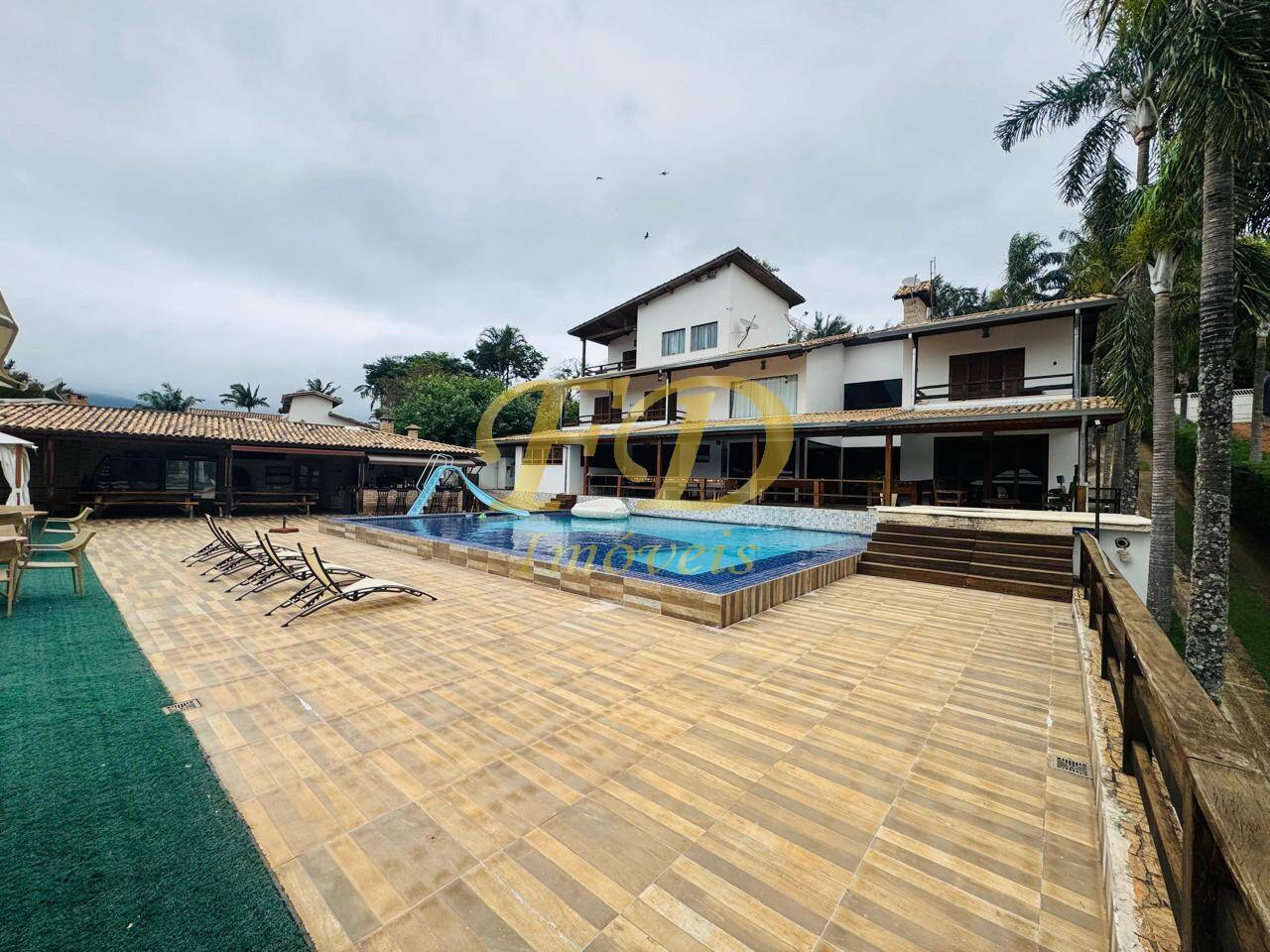 Casa, 9 quartos, 900 m² - Foto 2